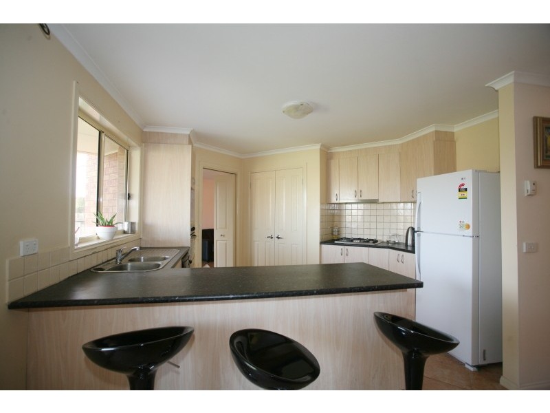 41 Baden Powell Drive, Tarneit VIC 3029