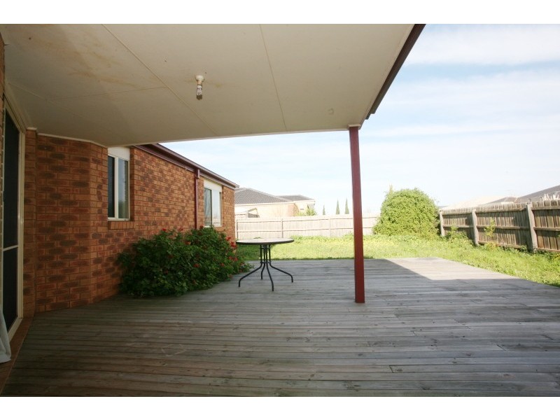 41 Baden Powell Drive, Tarneit VIC 3029