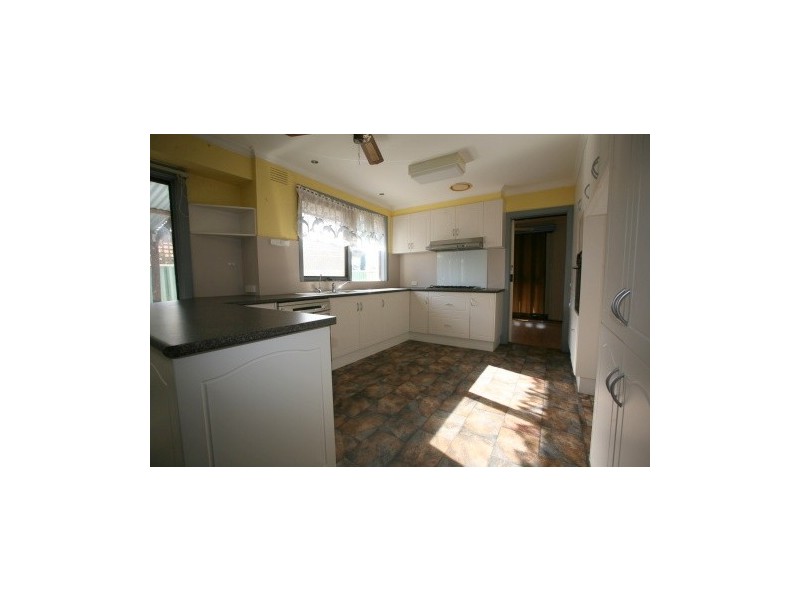 34 Mount Eagle Way, Wyndham Vale VIC 3024