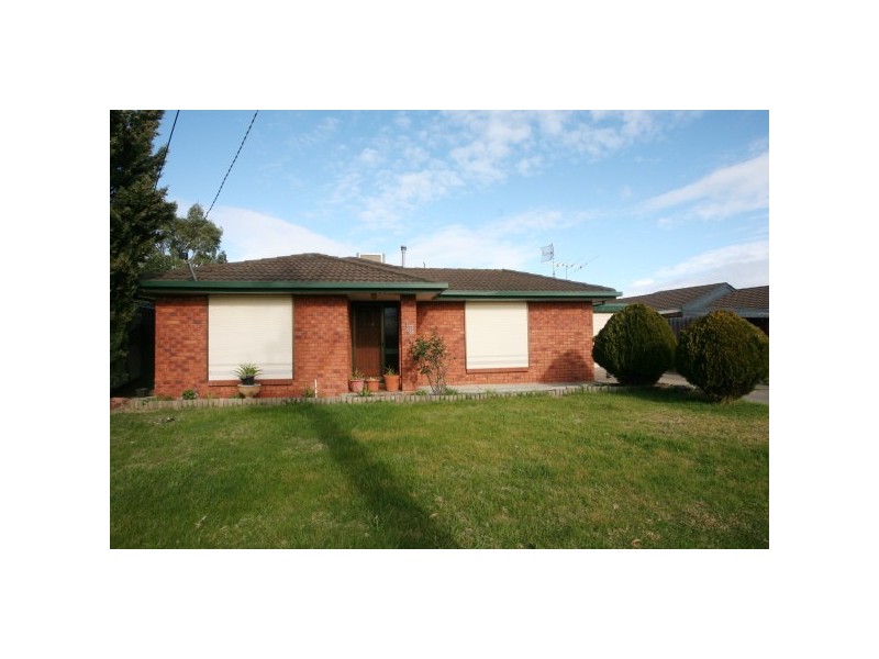 13 Cameron Drive, Hoppers Crossing VIC 3029