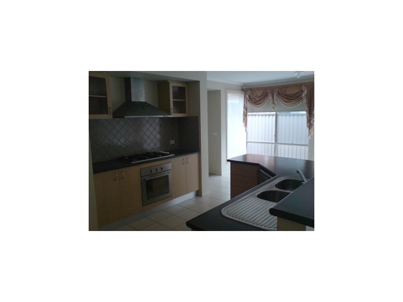 182 Thames Boulevard, Tarneit VIC 3029