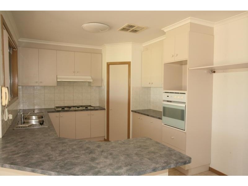 12 Kingston Boulevard, Hoppers Crossing VIC 3029