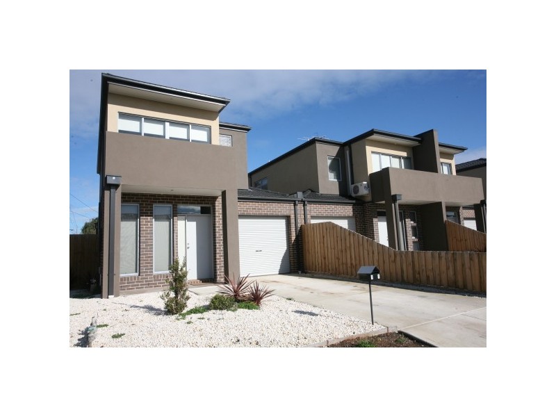 1,1 Georgia Crescent, Werribee VIC 3030
