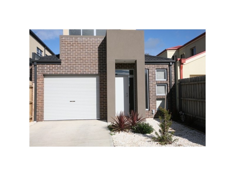 4,1 Georgia Crescent, Werribee VIC 3030