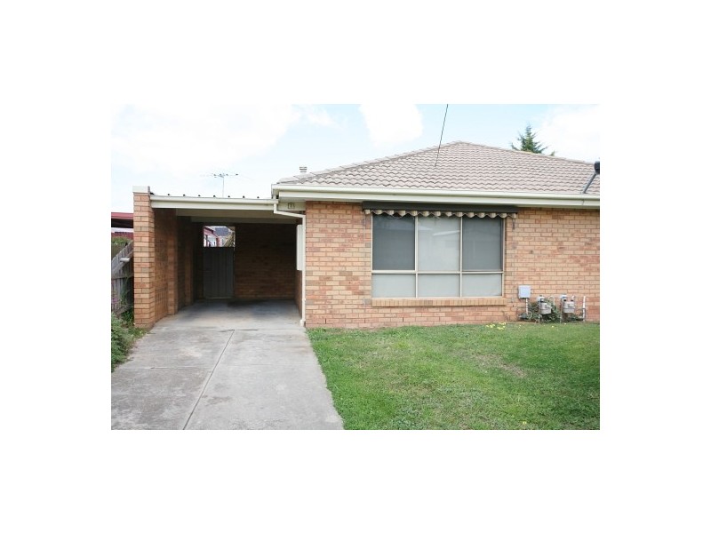 2/2 Weeden Drive, Werribee VIC 3030