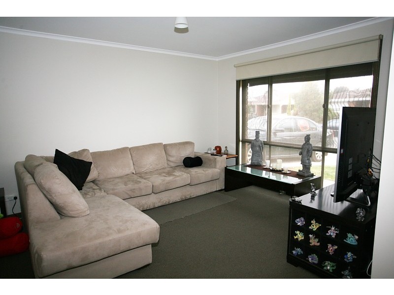 1/75 Silvereye Crescent, Werribee VIC 3030