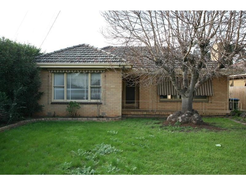 15 Queens Court, Werribee VIC 3030