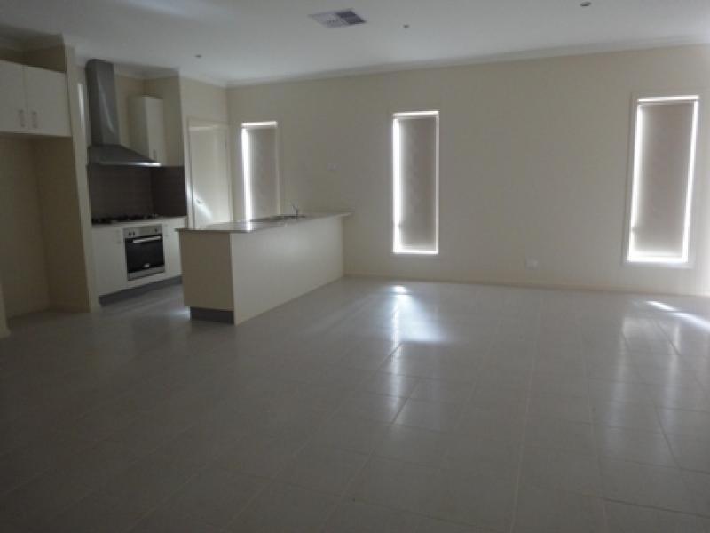 35 Kondalilla Drive, Truganina VIC 3029