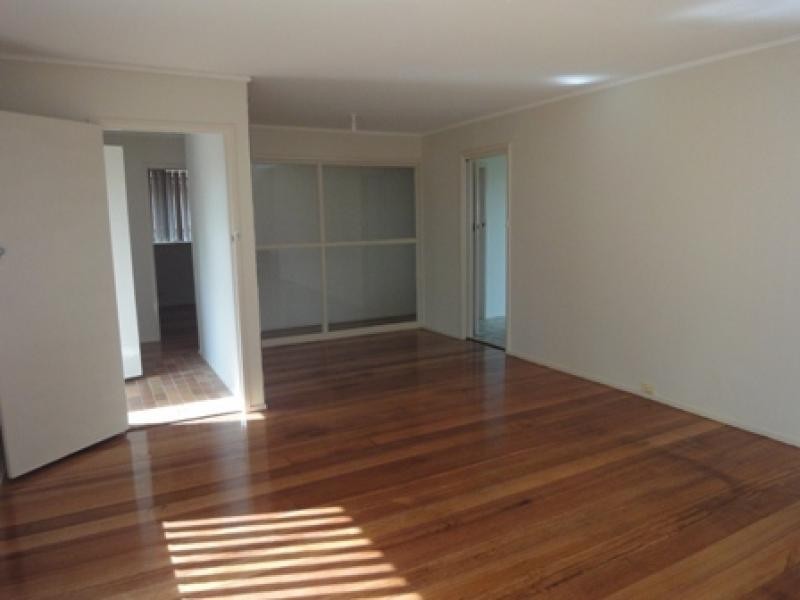 29 Fourth Avenue, Hoppers Crossing VIC 3029