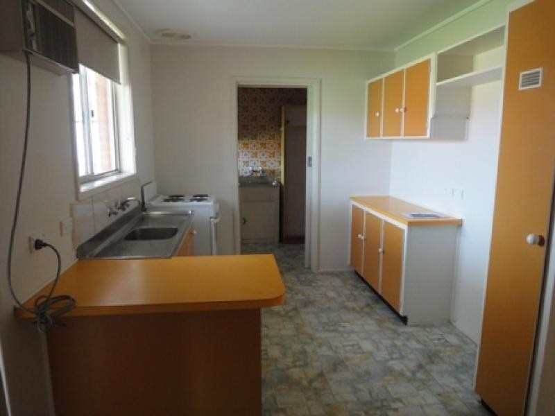 29 Fourth Avenue, Hoppers Crossing VIC 3029