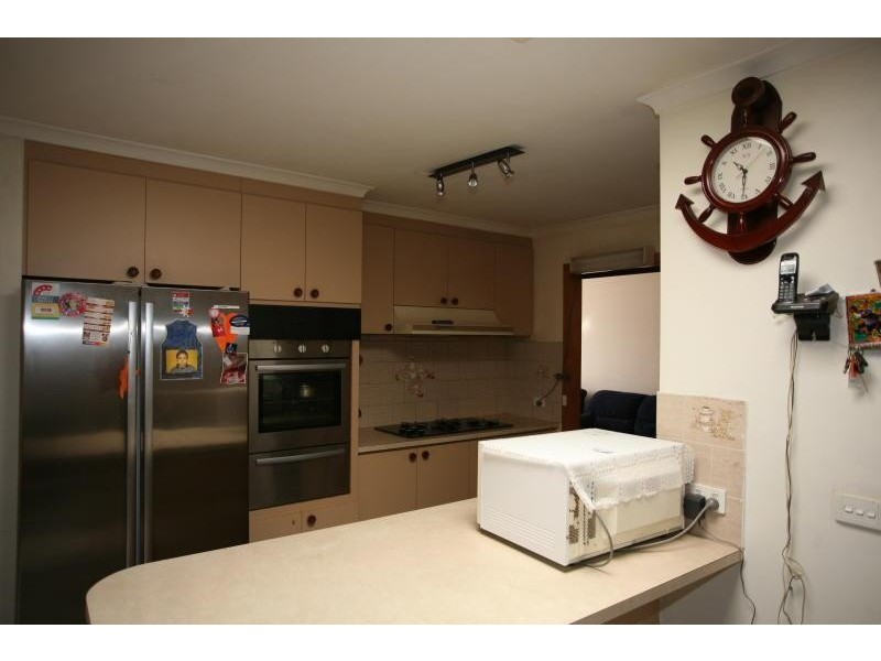 10 Hotham Crescent, Hoppers Crossing VIC 3029