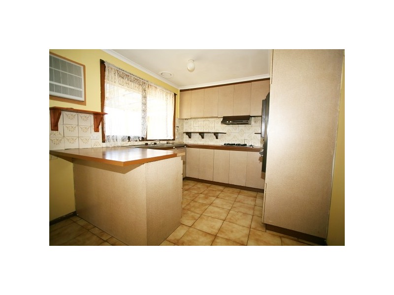 98 Kookaburra Avenue, Werribee VIC 3030