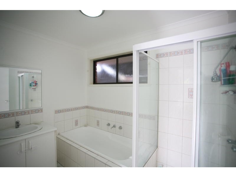 27 Alsace Avenue, Hoppers Crossing VIC 3029