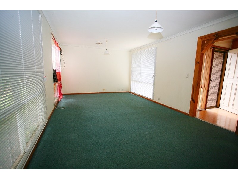 4 Thrush Court, Werribee VIC 3030