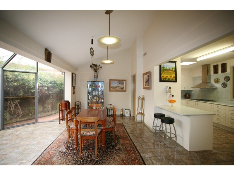 104 Wattle Avenue, Werribee VIC 3030