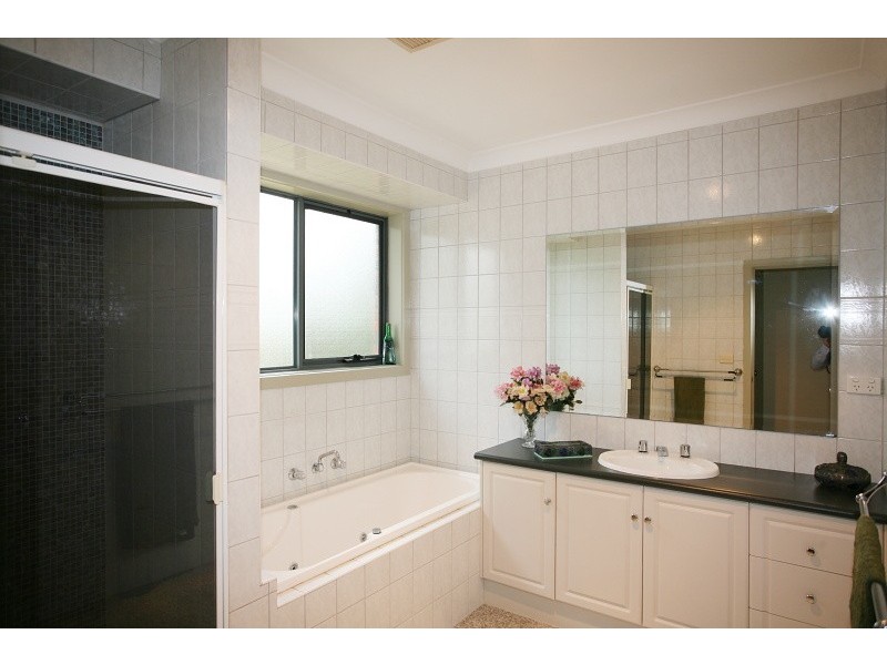 104 Wattle Avenue, Werribee VIC 3030