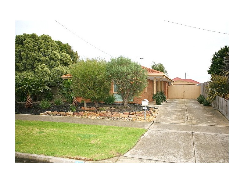 63 Rowes Road, Werribee VIC 3030