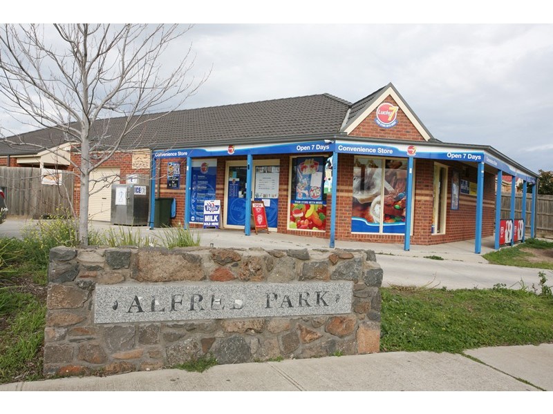 43 Rose Grange Boulevard, Tarneit VIC 3029