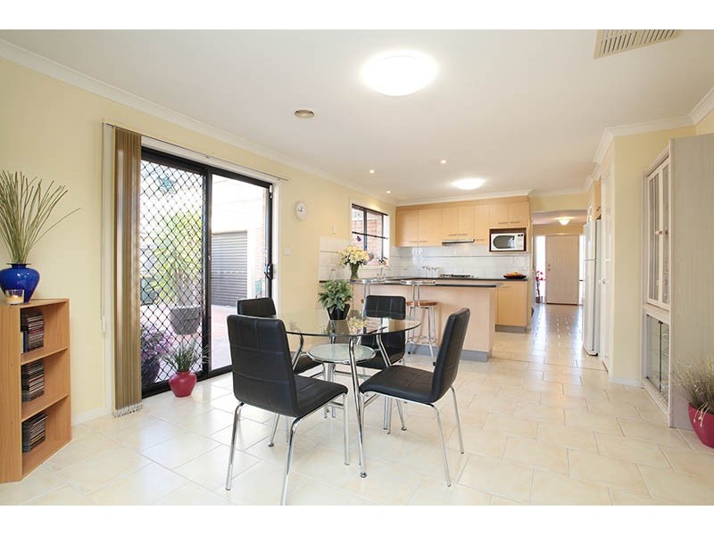 38 Thomas Carr Drive, Tarneit VIC 3029