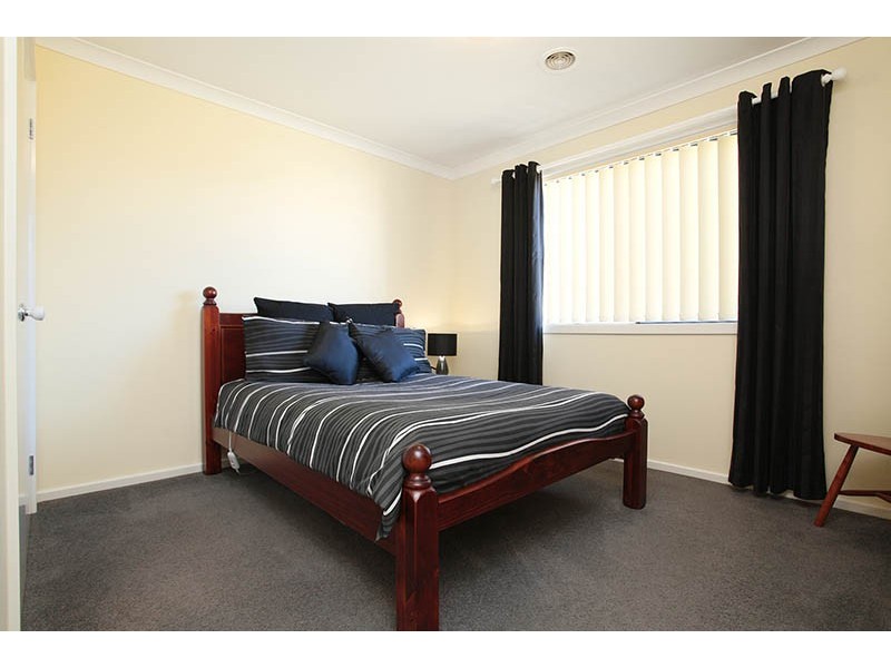 38 Thomas Carr Drive, Tarneit VIC 3029