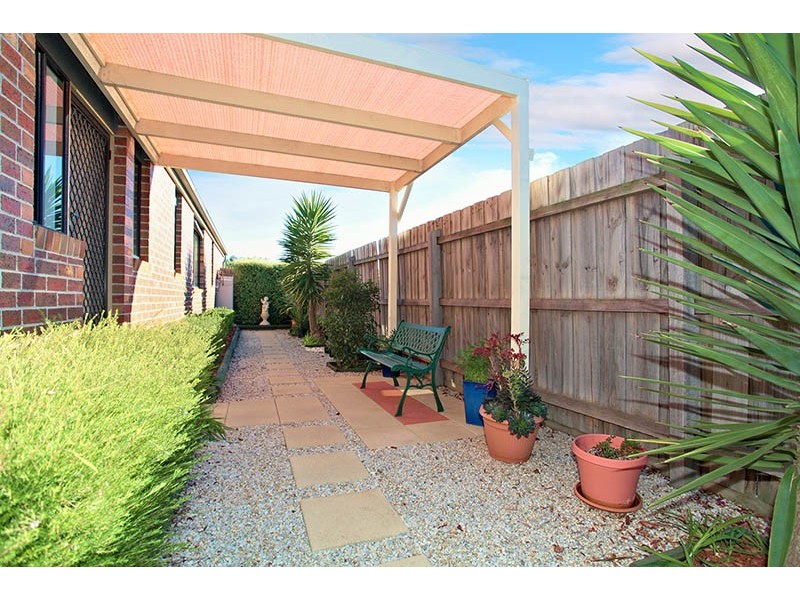 38 Thomas Carr Drive, Tarneit VIC 3029