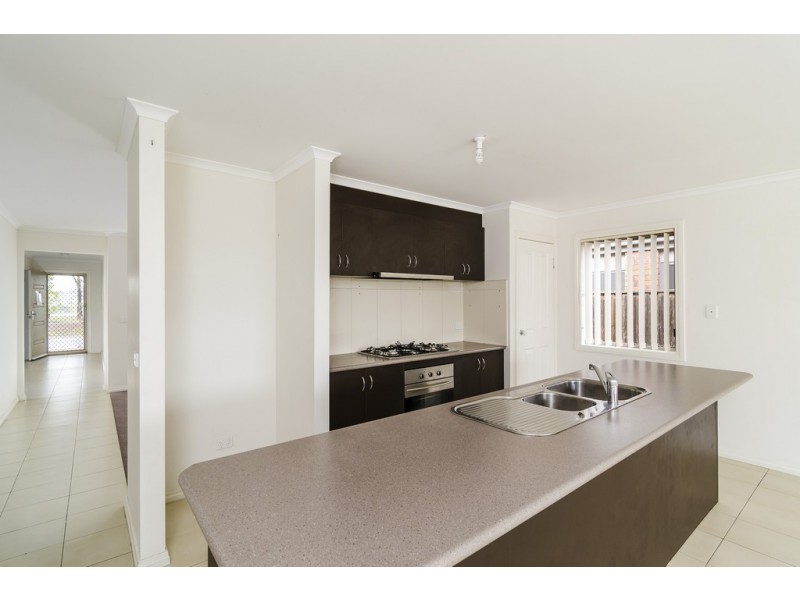 21 Solander Grove, Tarneit VIC 3029