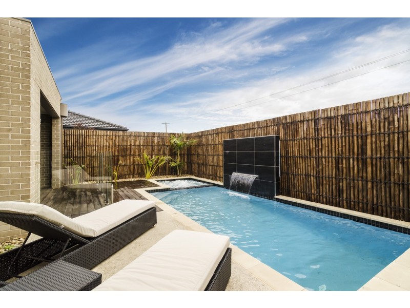 15 Campaspe Way, Point Cook VIC 3030