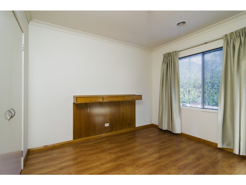 49 Brentwood Drive, Werribee VIC 3030