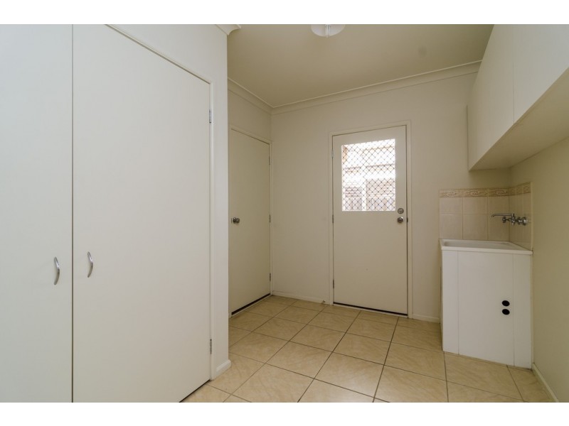 49 Brentwood Drive, Werribee VIC 3030