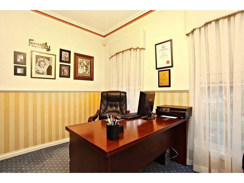 10 Manorvale Parade, Werribee VIC 3030