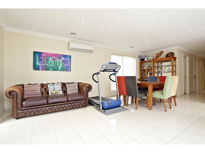 23 Retford Close, Werribee VIC 3030