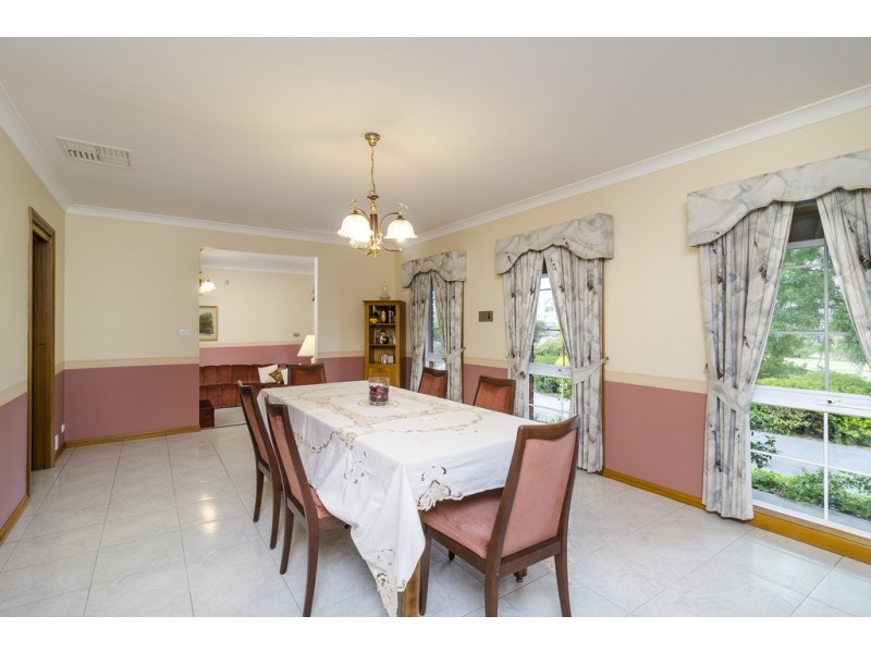 50 Wynarka Drive, Hoppers Crossing VIC 3029