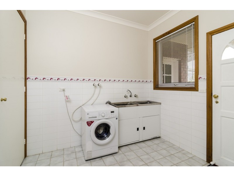 50 Wynarka Drive, Hoppers Crossing VIC 3029