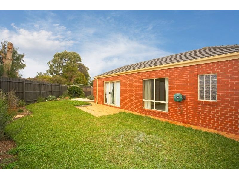 6 Manorvale Parade, Werribee VIC 3030