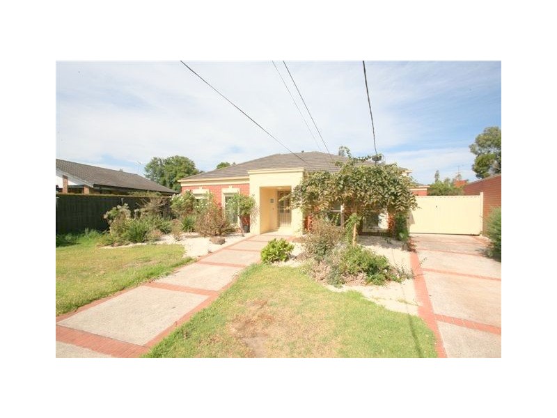 6 Manorvale Parade, Werribee VIC 3030