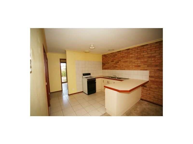 1/2 Weeden Drive, Werribee VIC 3030