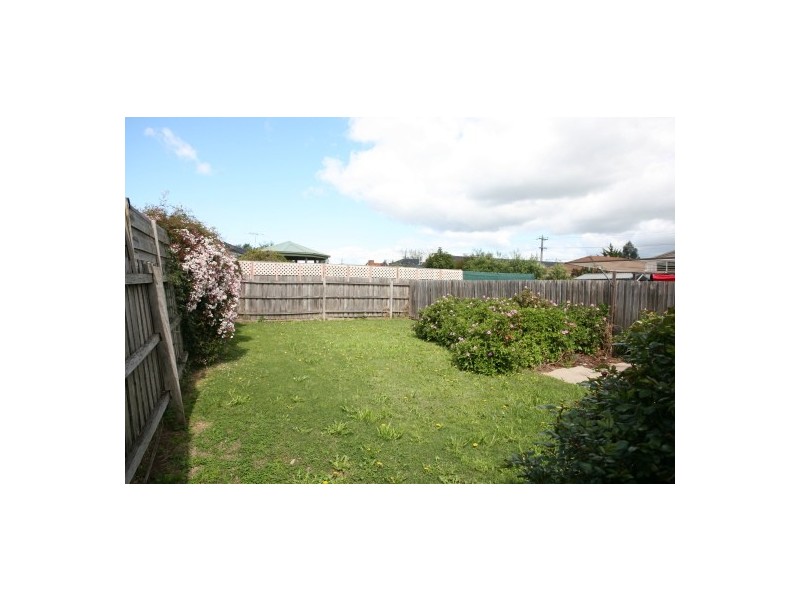 1/2 Weeden Drive, Werribee VIC 3030
