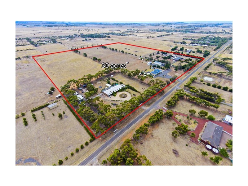 55 Gard Road, Mount Cottrell VIC 3024