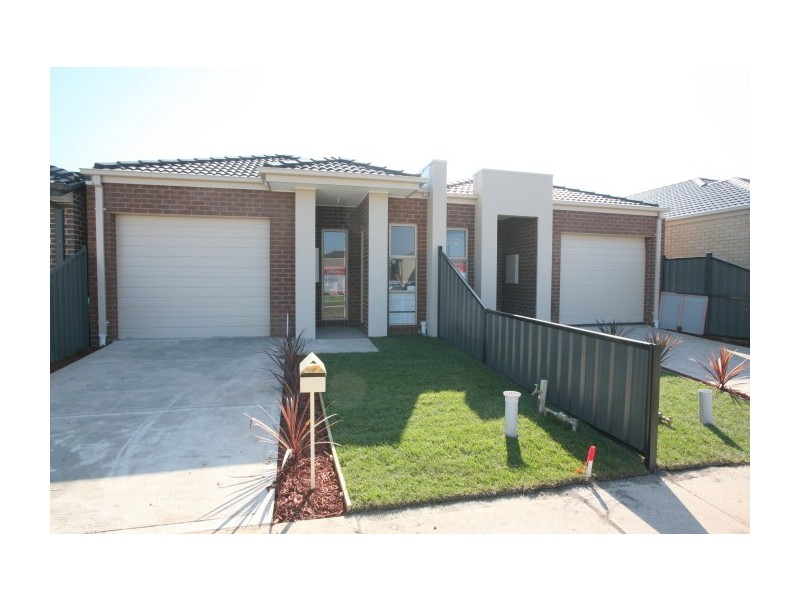 1and2, No 54 O’Reilly Road, Tarneit VIC 3029