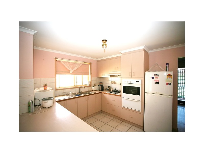 8 Mirabella Close, Werribee VIC 3030