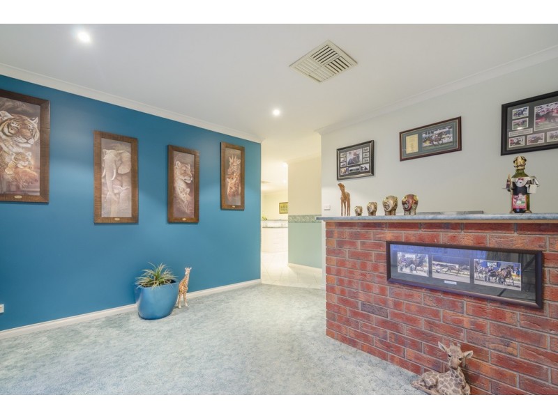 8 Crofton Court, Hoppers Crossing VIC 3029