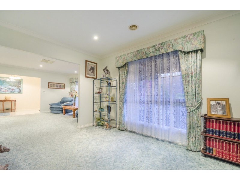 8 Crofton Court, Hoppers Crossing VIC 3029