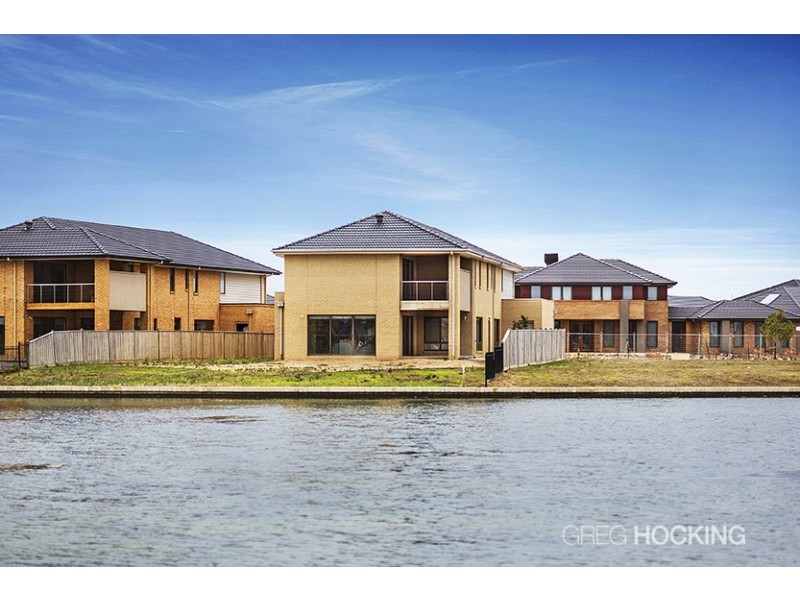 239 Sanctuary Lakes South Boulevard, Point Cook VIC 3030