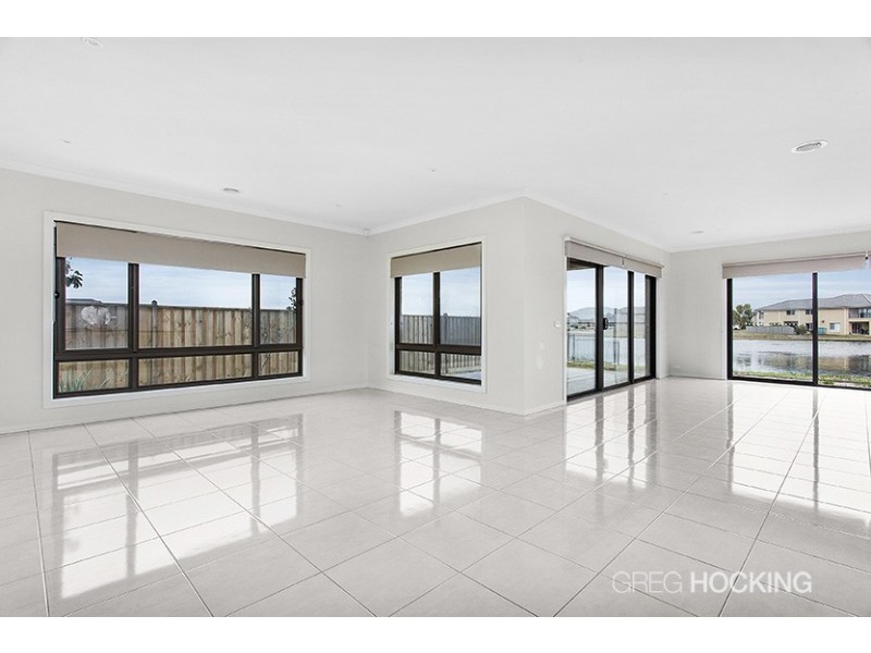 239 Sanctuary Lakes South Boulevard, Point Cook VIC 3030