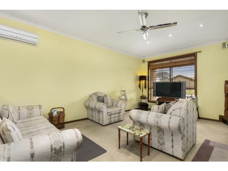 1 Egret Court, Werribee VIC 3030