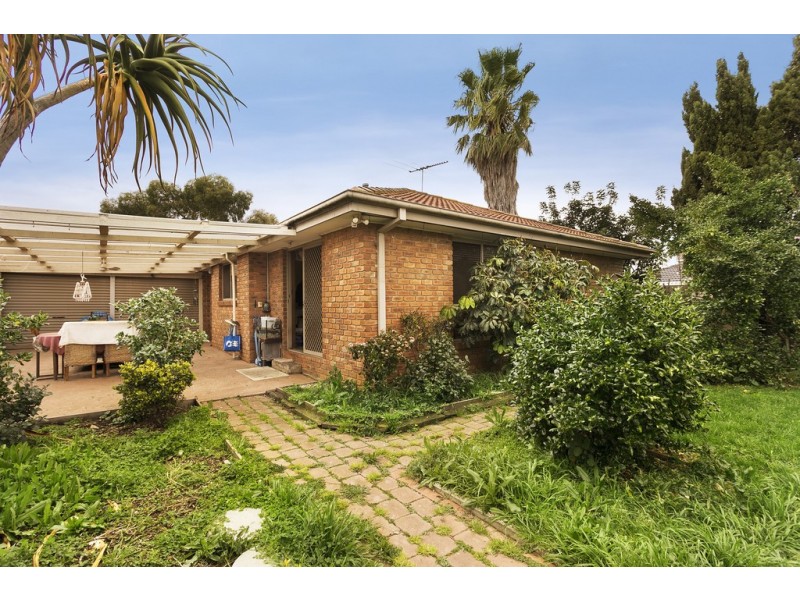 1 Egret Court, Werribee VIC 3030