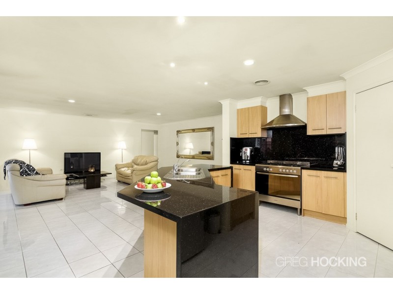 77 Bridgewater Way, Truganina VIC 3029