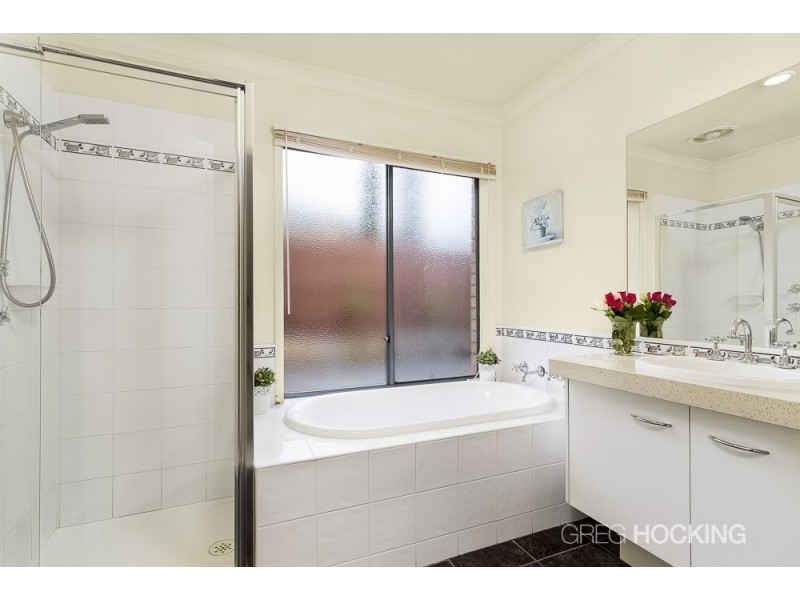 77 Bridgewater Way, Truganina VIC 3029