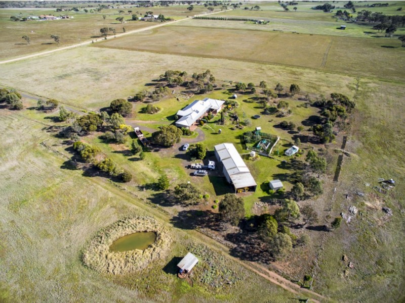 350 Brooklyn Road, Melton VIC 3337