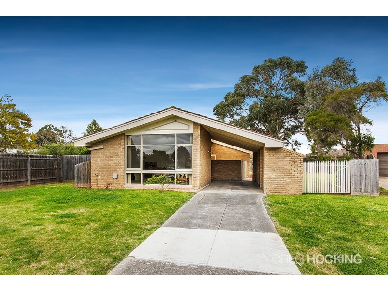 3 Wyatt Place, Melton West VIC 3337
